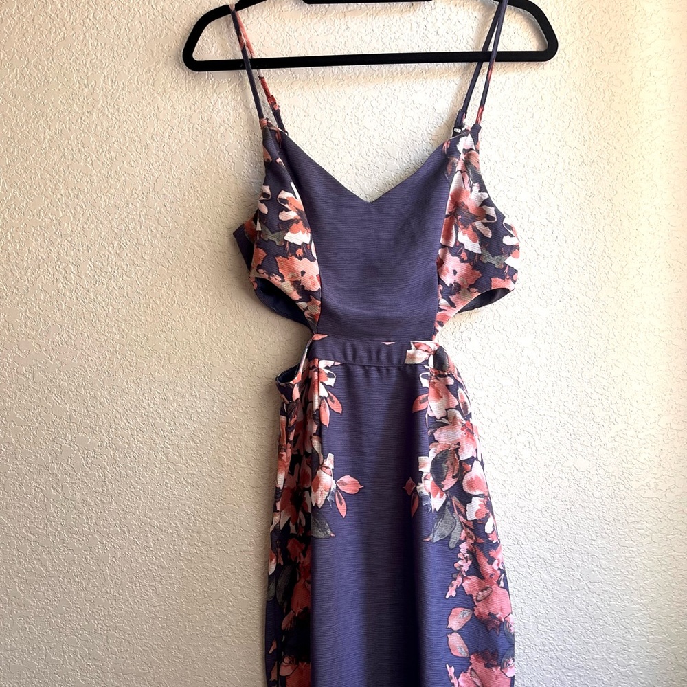 Charlotte Russe Women’s Floral Maxi Purple Dress with Knee Slit